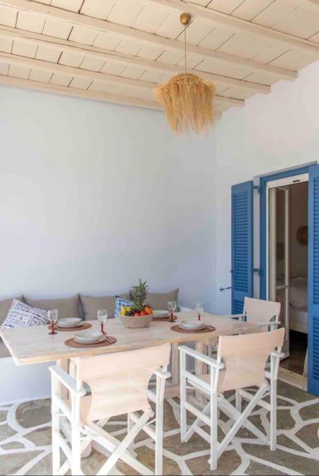 Апартаменти Θἔρως Tinos Екстер'єр фото