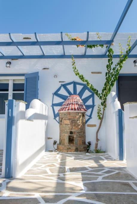 Апартаменти Θἔρως Tinos Екстер'єр фото