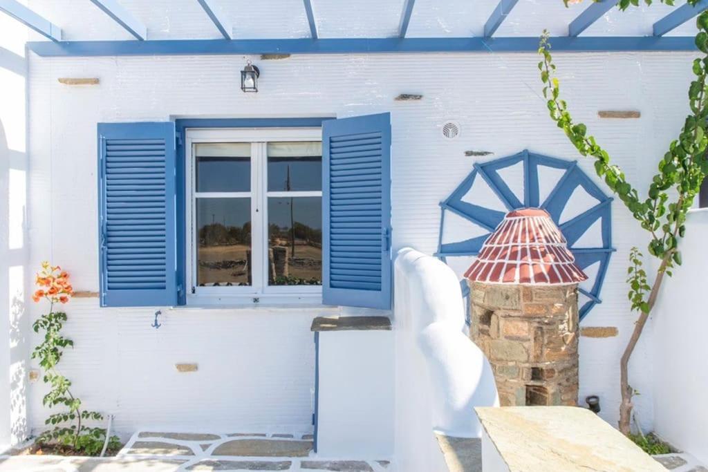Апартаменти Θἔρως Tinos Екстер'єр фото